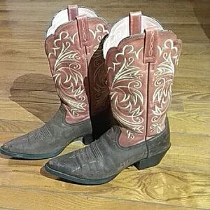 Ariat Women's Brown and Tan Embroidered Heeled Boots